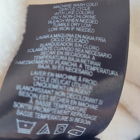 Tahari Kid's Metallic Puffer Jacket - Picture 13 of 15